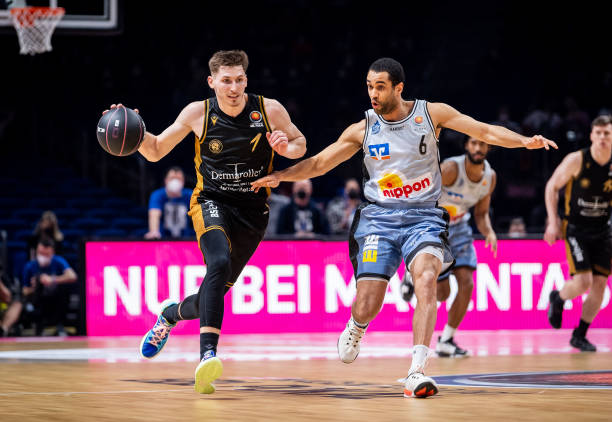 定比赛走势 定比赛走势