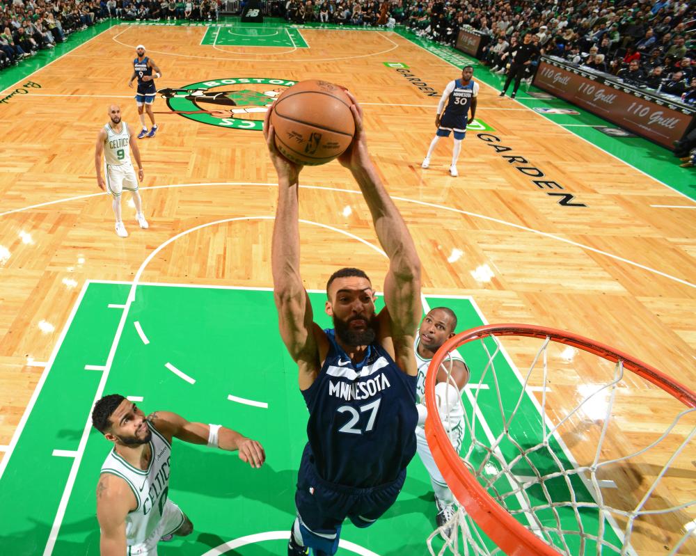 更透露出球 更透露出球