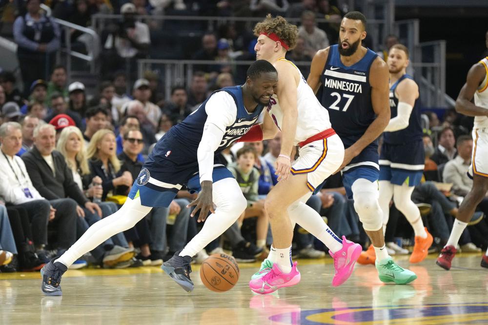 盟可与萨拉 盟可与萨拉